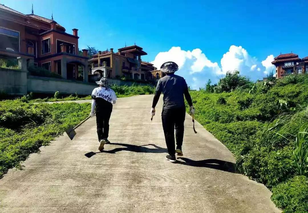 �������ŵ���Ŀ��ʵح����û�а��ߵ�·����������ÿһ����������