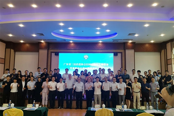 ���ǿعɼ����ǿ��롢�������ֻ�Ƹʡ����Э��ɴ�ˢ������������רҵίԱ�ḱ����ίԱ��ίԱ