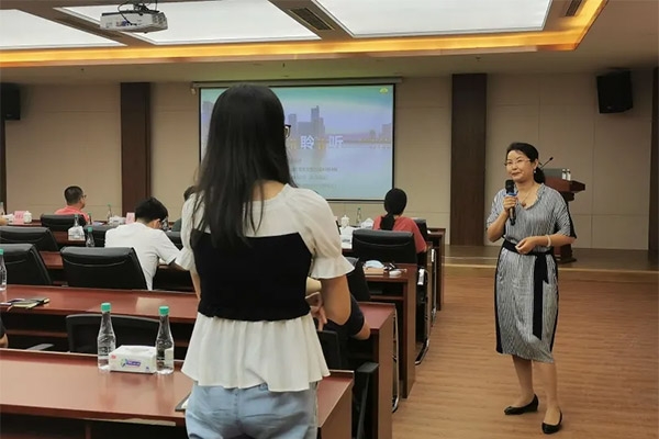 ���Ǽ����������������Ͻ��������������ǰ����������